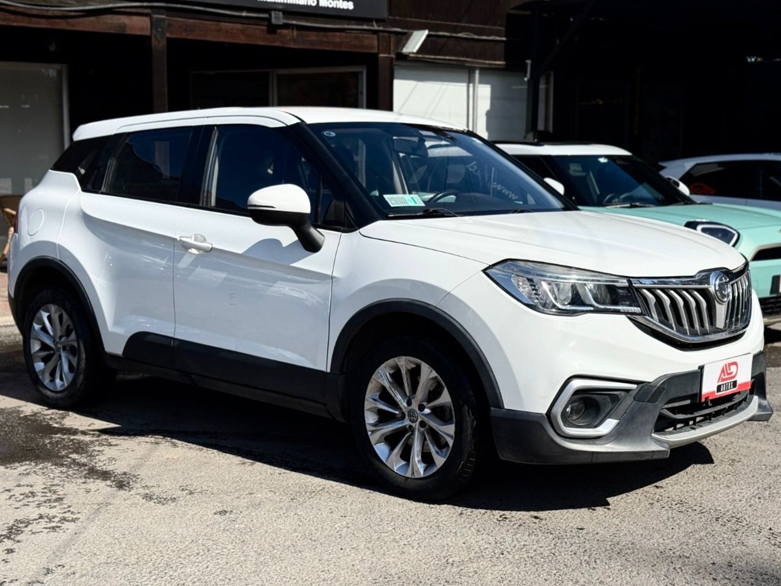 Brilliance V3 SUV ELITE 1.5 MT 2020 - Foto 3 de 10