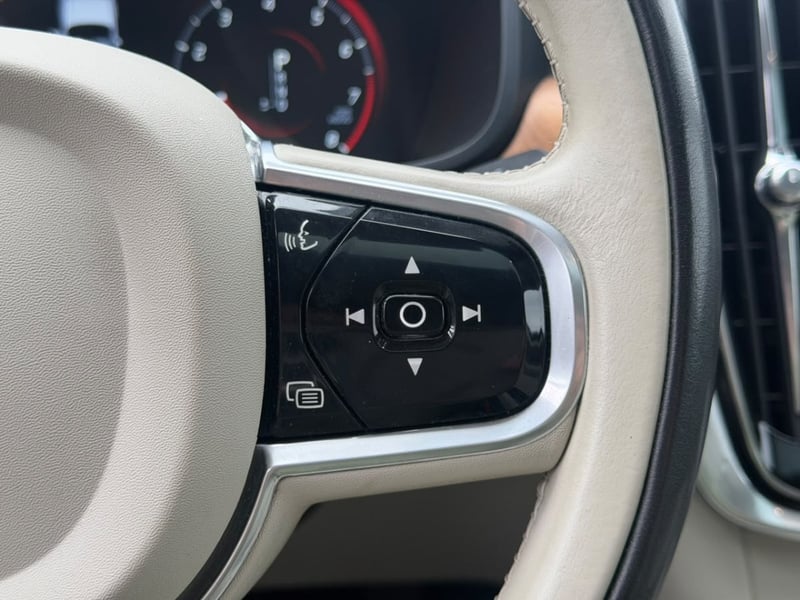 Volvo S90 INSCRIPTION T6 AWD 2018 - Imagen 11 de 20