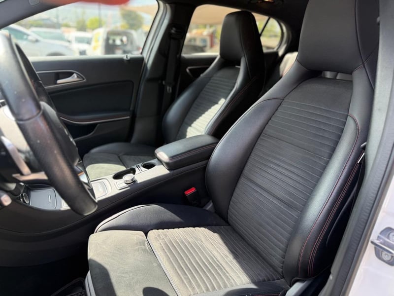 Mercedes-Benz GLA 250 4MATIC 2.0 2020 - Imagen 7 de 14