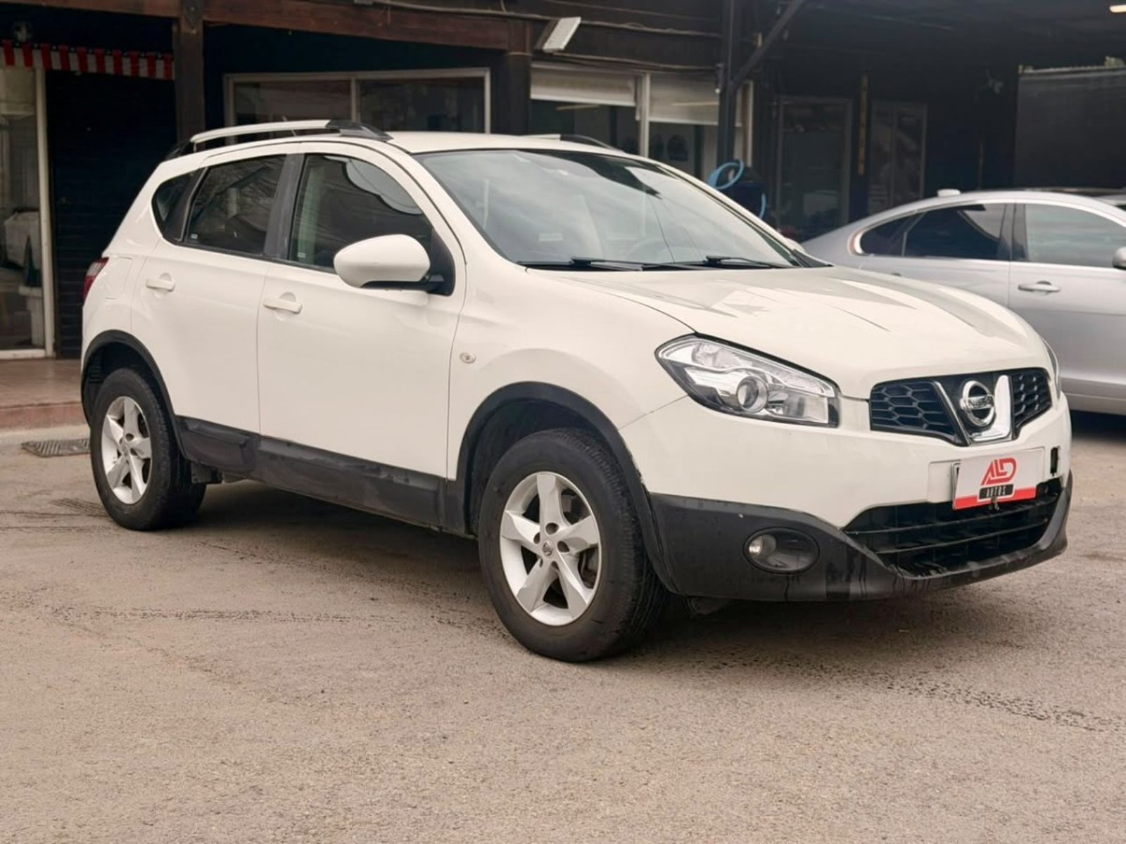 Nissan QASHQAI 2.0 AT 2WD 2013 - Foto 3 de 17