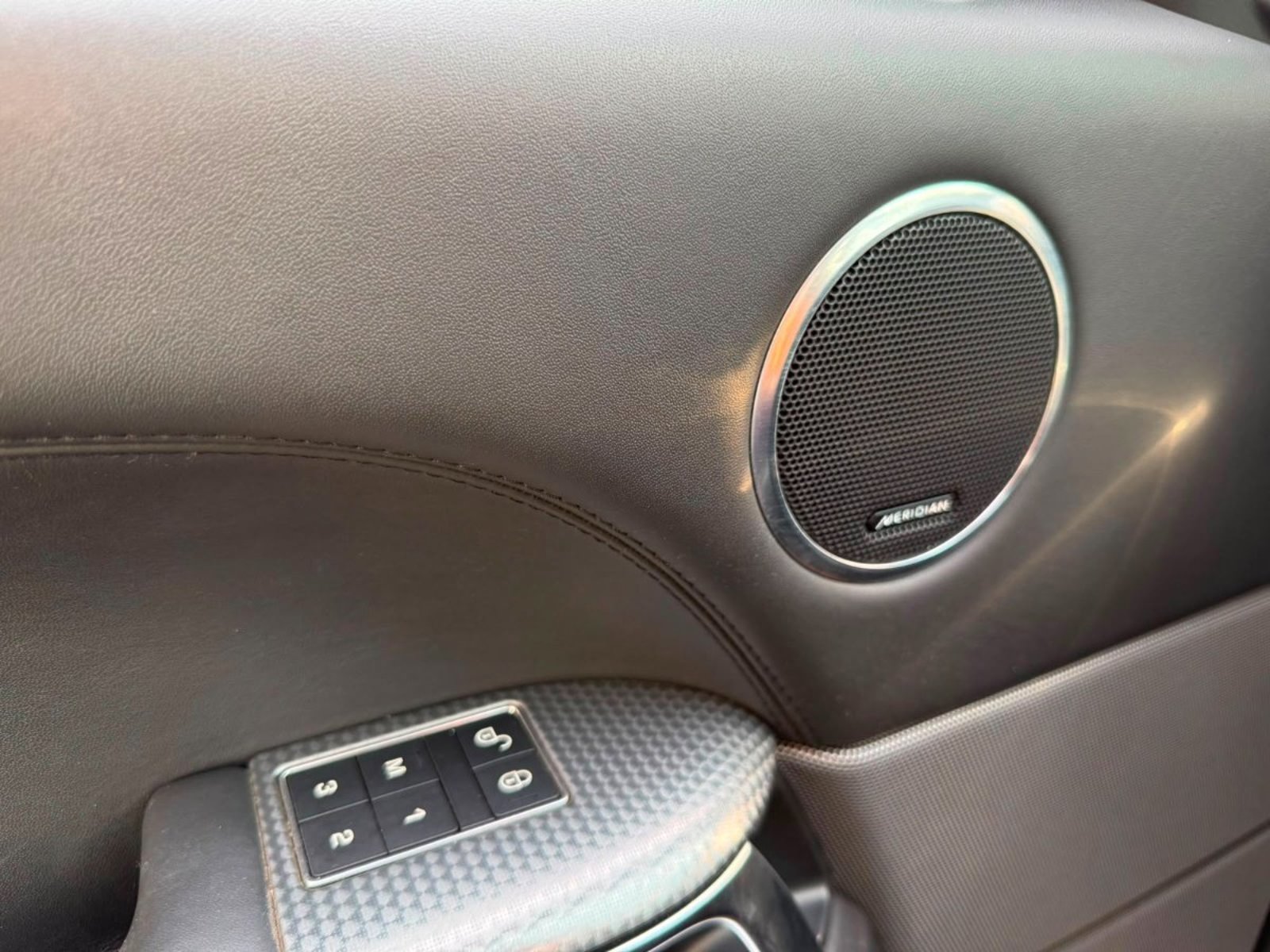 Land Rover RANGE ROVER SPORT SPORT HSE SDV8 2019 - Imagen 16 de 19