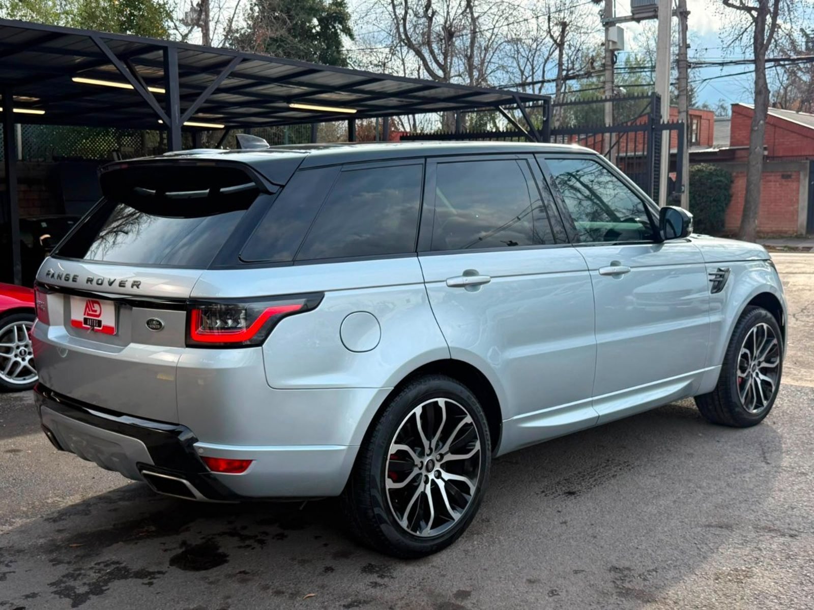 Land Rover RANGE ROVER SPORT SPORT HSE SDV8 2019 - Imagen 4 de 19