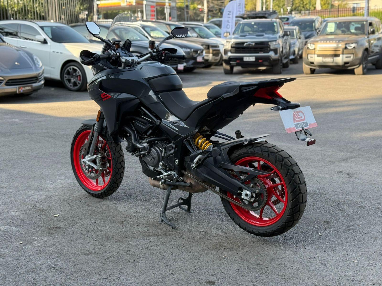 DUCATI MULTISTRADA V2 S 2024 - Imagen 5 de 11
