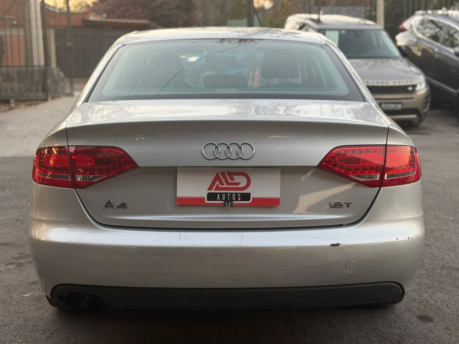 AUDI A4 1.8T MULTITRONIC 2010 - Imagen 5 de 17
