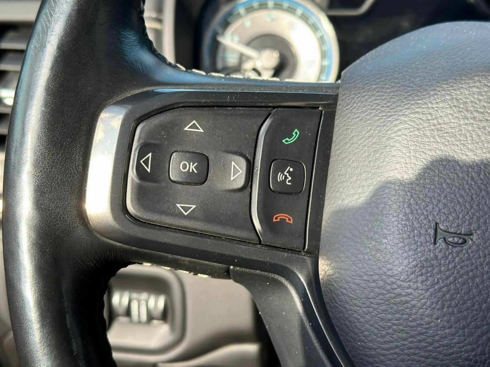 RAM 1500 LIMITED 5.7 2020 - Imagen 12 de 18