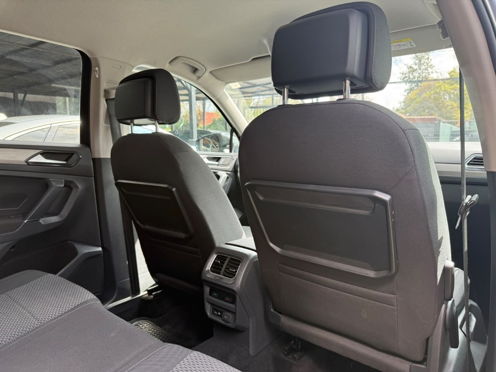 Volkswagen TIGUAN COMFORTLINE 1.4 AT 2018 - Imagen 15 de 15