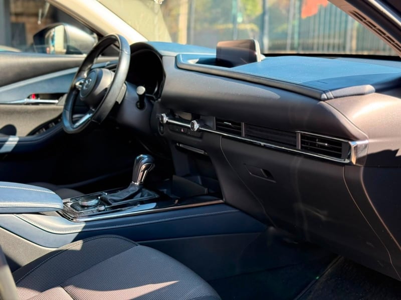 Mazda CX-30 V 2.0 SKYACTIV AT 2022 - Imagen 9 de 18
