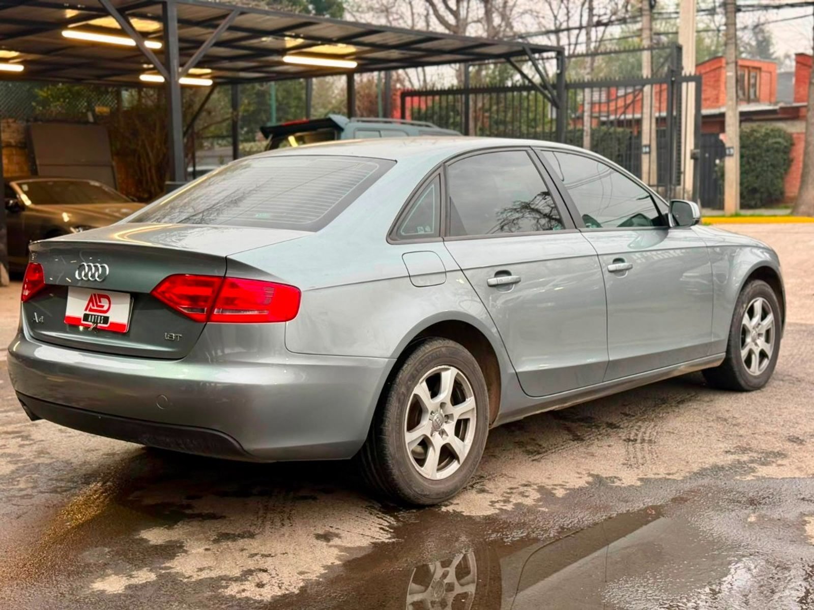 Audi A4 1.8 TURBO 2010 - Imagen 4 de 6
