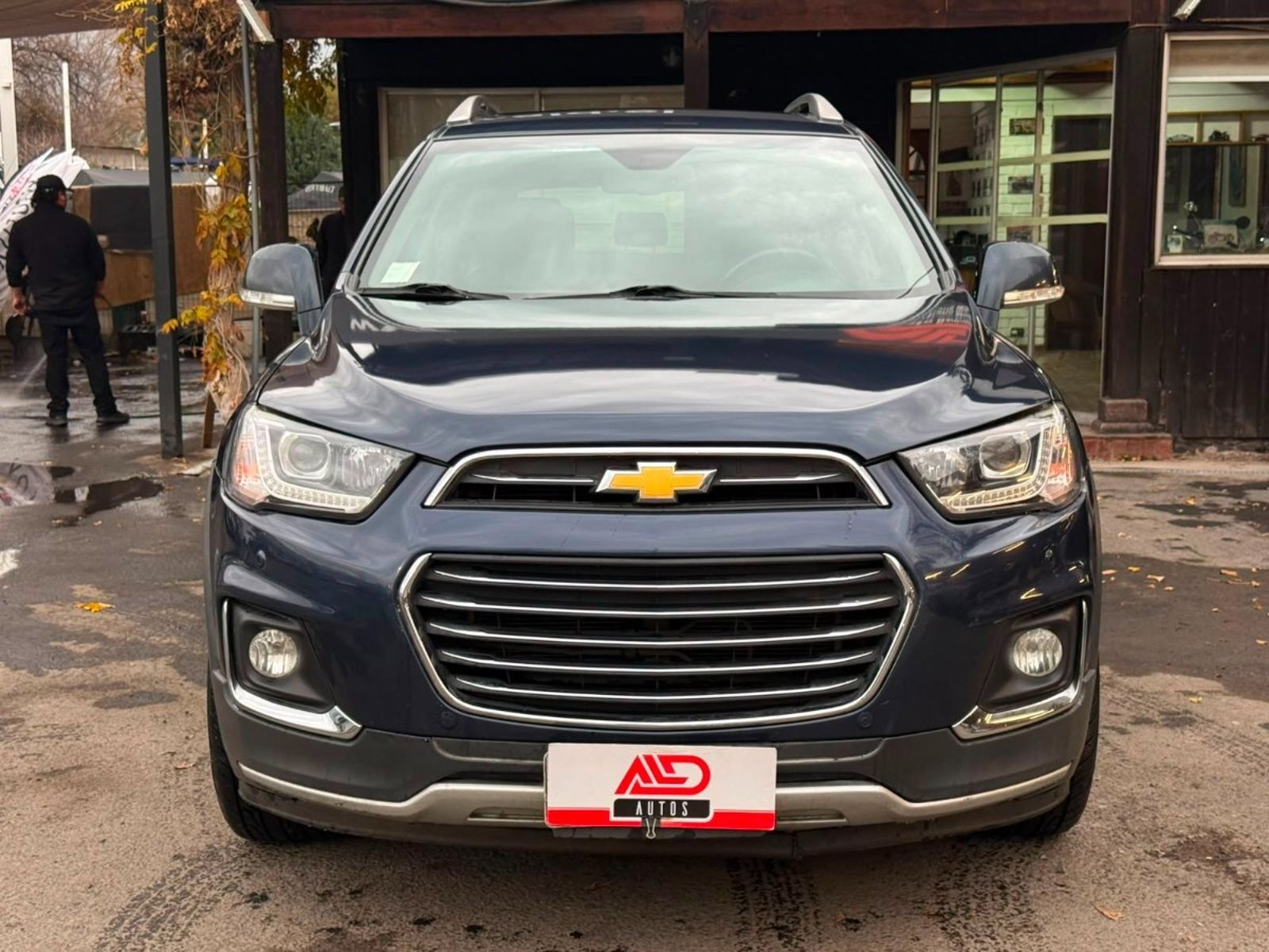 Chevrolet CAPTIVA LTZ DIESEL AWD AT 2017 - Foto 2 de 19