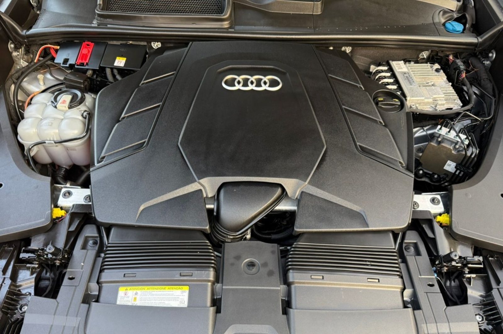 AUDI Q8 55 TSFI QUATTRO 3.0T 2021 - Imagen 19 de 19