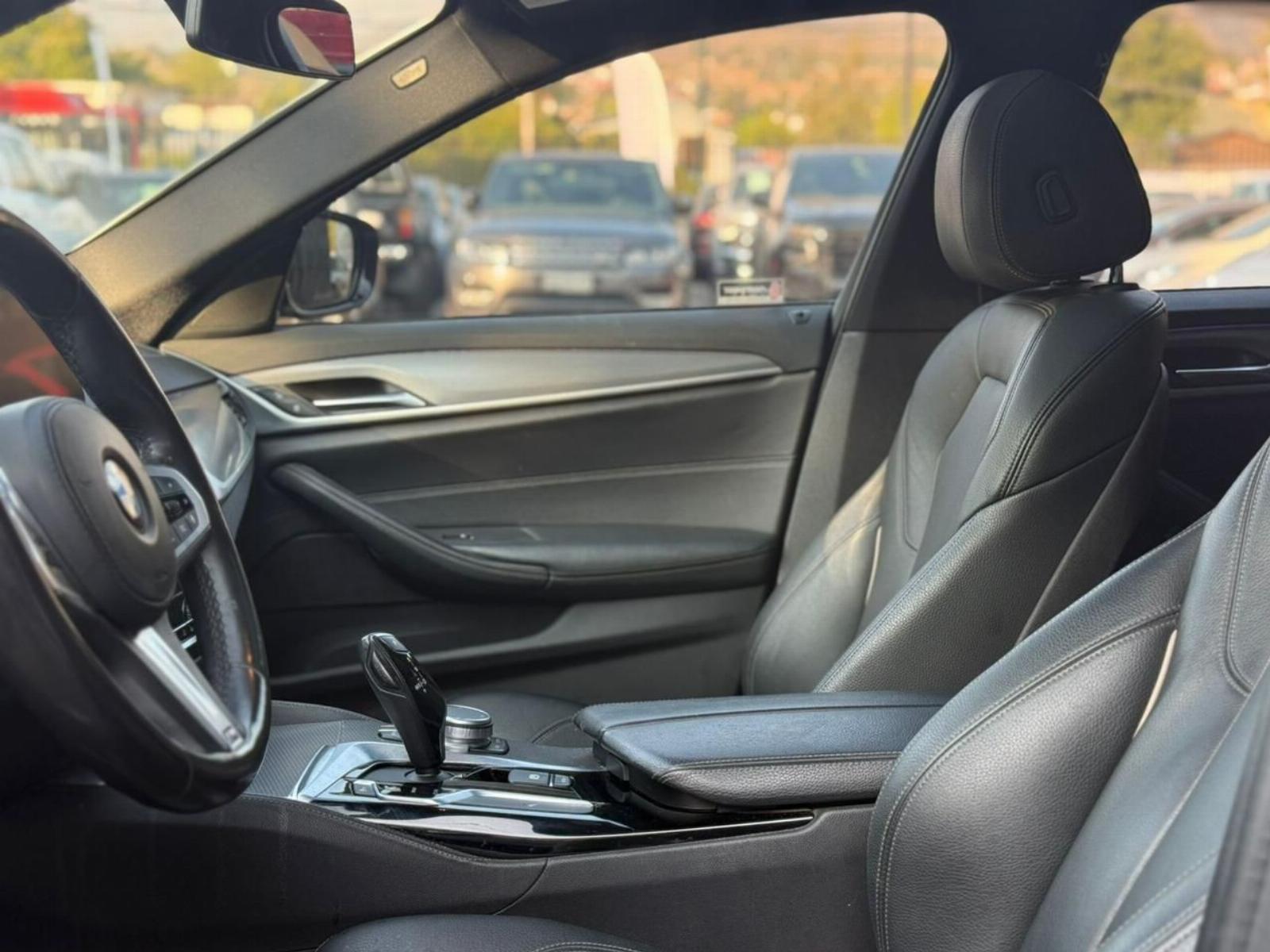 BMW 530 M SPORT 2.0 2021 - Imagen 9 de 18