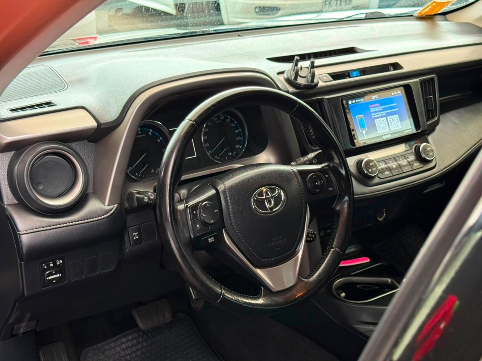 Toyota RAV 4 2.5 AT 4X4 2018 - Imagen 8 de 20