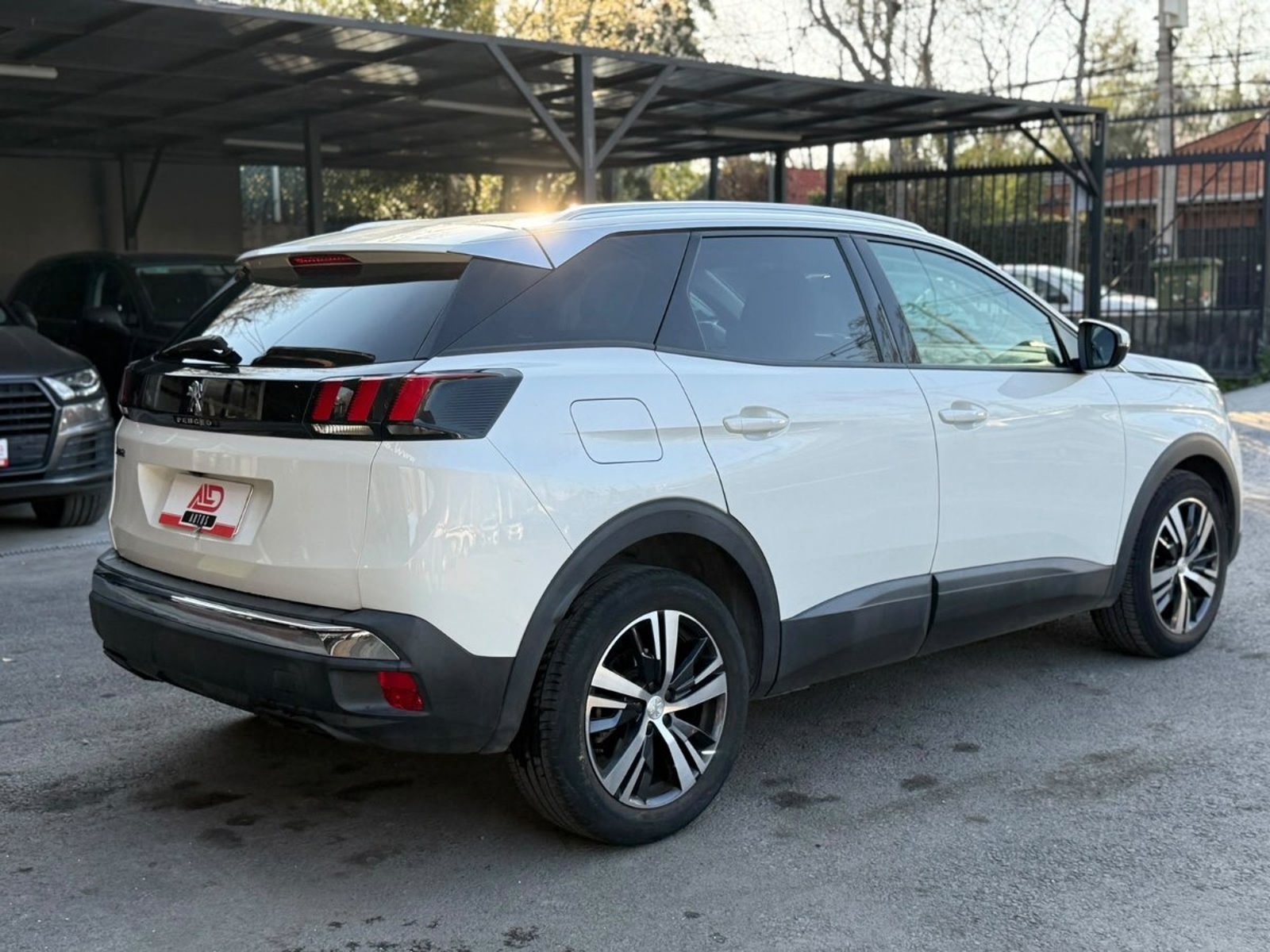 Peugeot 3008 ACTIVE THP 1.6 AT 2021 - Imagen 4 de 18