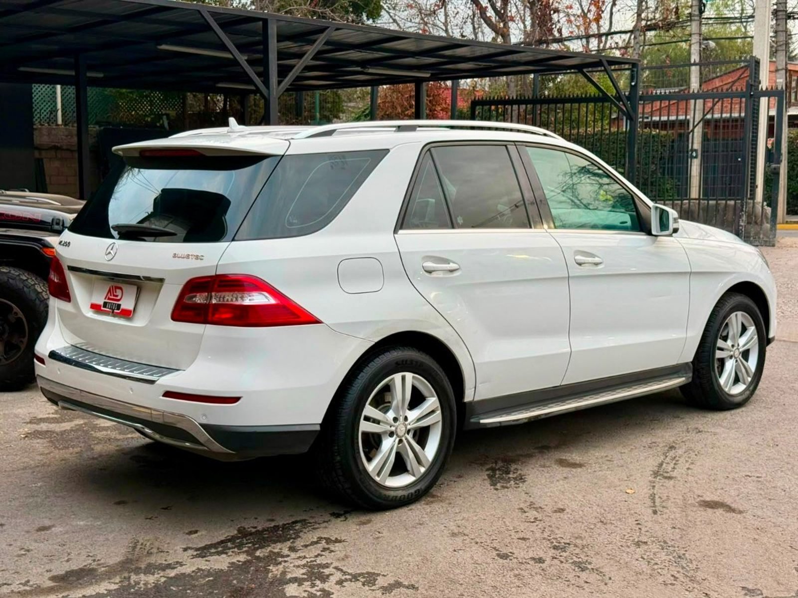 Mercedes-Benz ML 250 4 MATIC 2.2 DIESEL 2015 - Foto 4 de 18