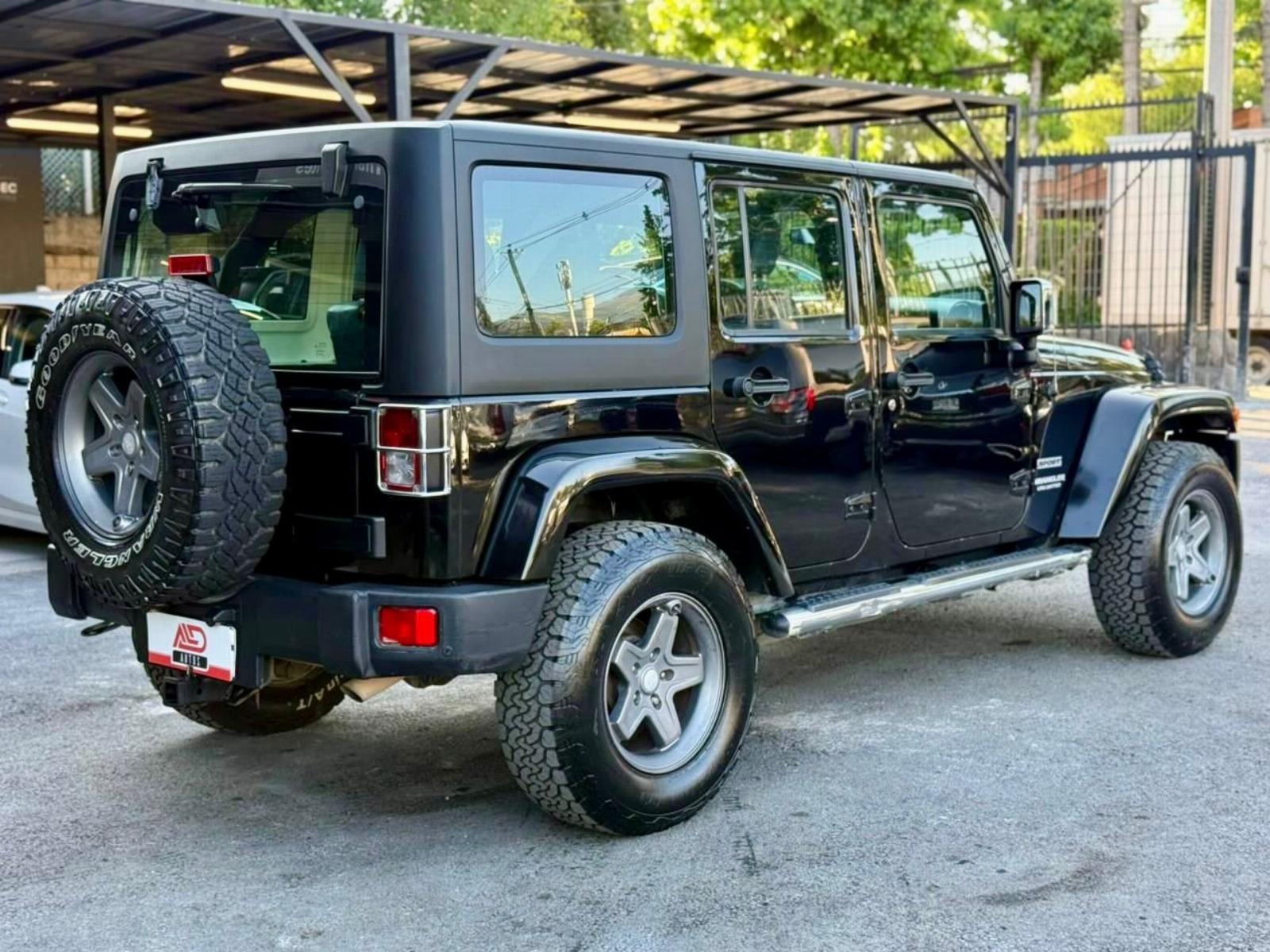JEEP WRANGLER UNLIMITED SPORT 2013 - Imagen 4 de 20