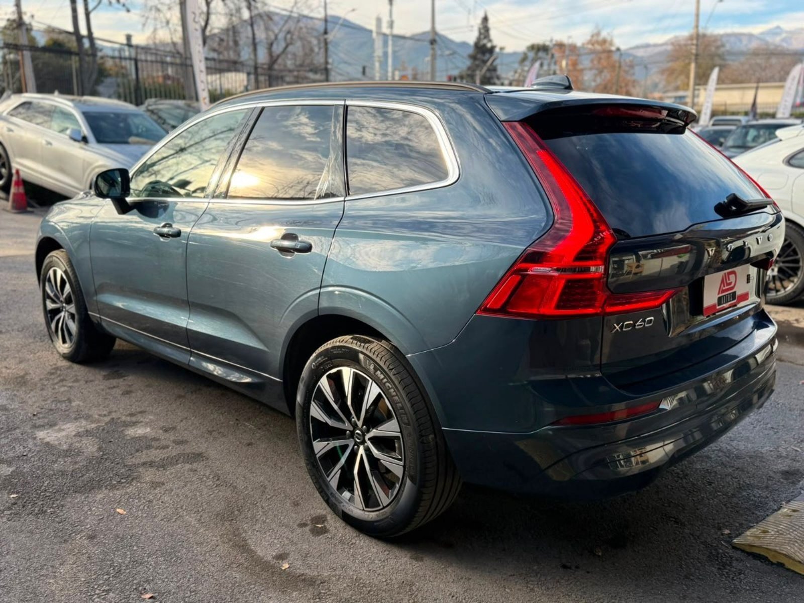 Volvo XC60 2.0 B5 AWD 2024 - Imagen 6 de 20