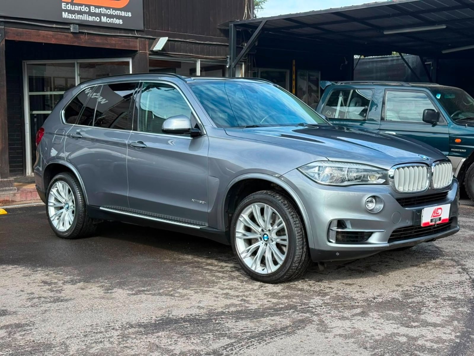 BMW X5 50I XDRIVE 4.4 2016 - Foto 3 de 18