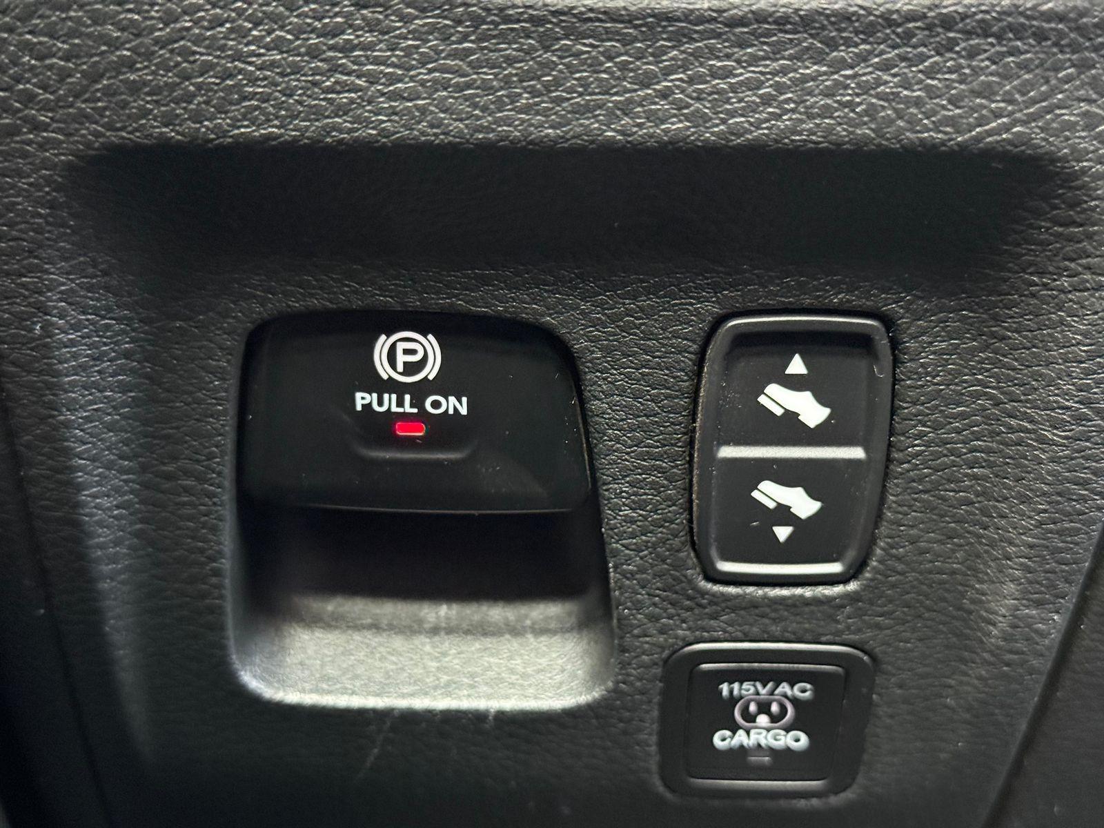 RAM 1500 LIMITED 4X4 2024 - Imagen 14 de 19