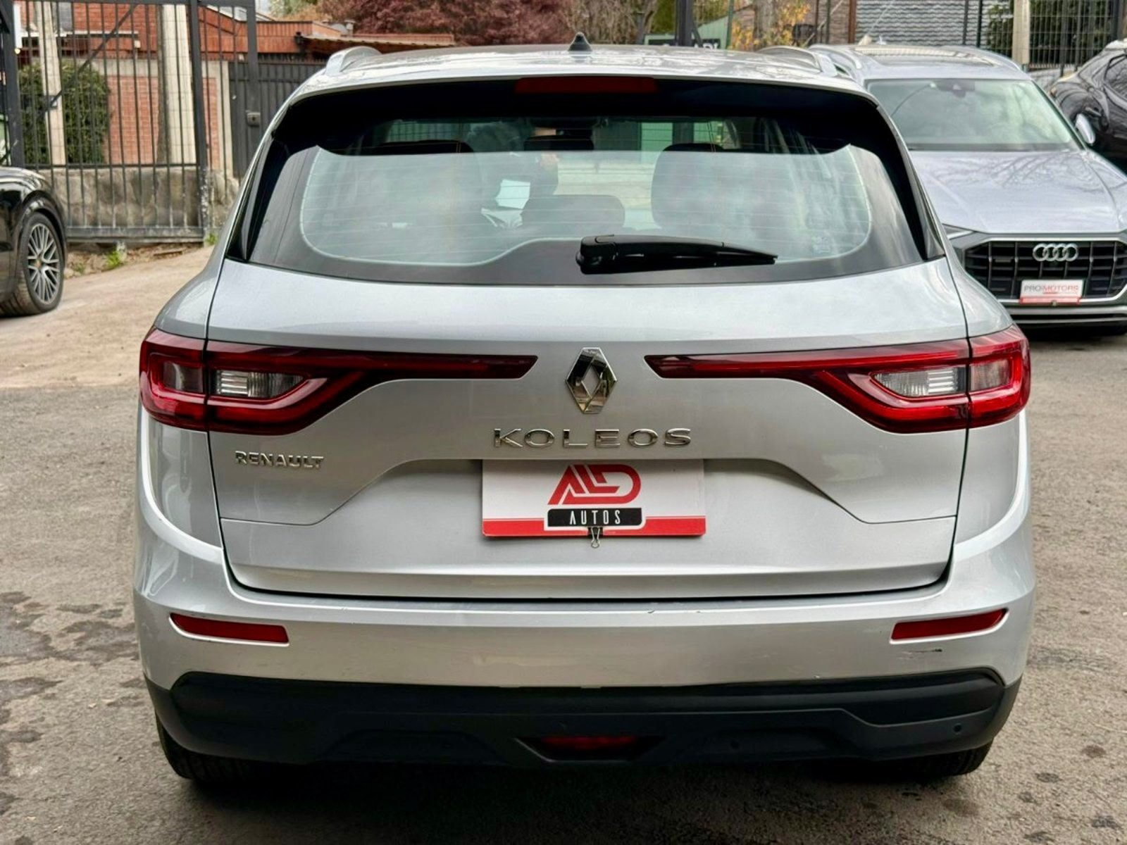 Renault KOLEOS DYNAMIQUE CVT 2.5 2019 - Foto 5 de 17