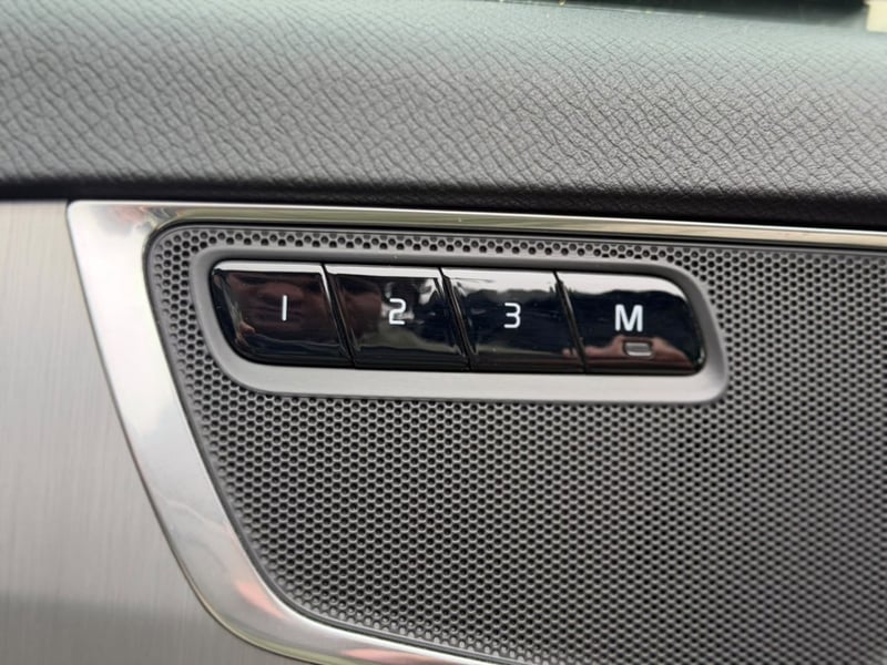 Volvo XC90 MOMENTUM II B6 AWD 2022 - Imagen 16 de 20