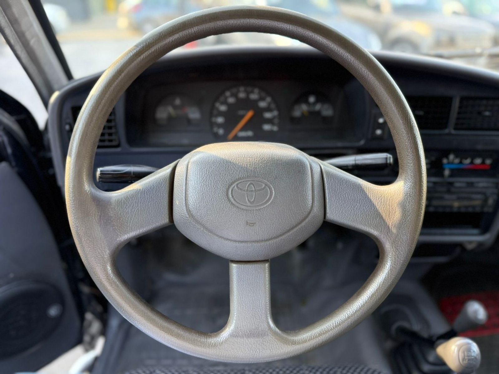 TOYOTA HILUX 2.4 MT 4X4 1996 - Imagen 10 de 13
