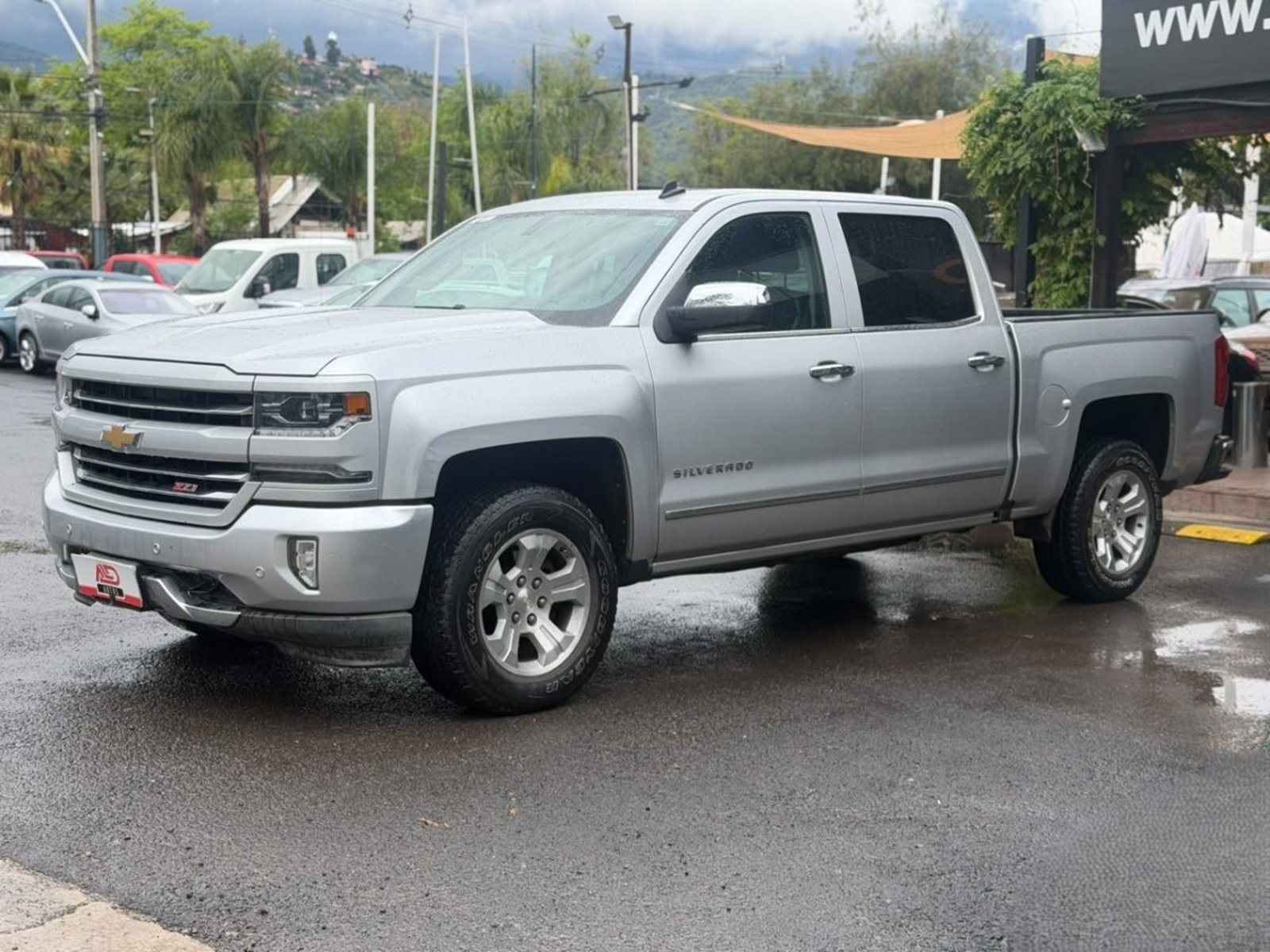 Chevrolet Silverado Ltz 5.3 2018