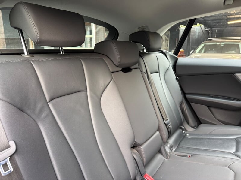 Audi Q8 55 TFSI 3.0 QUATTRO 2021 - Imagen 16 de 17