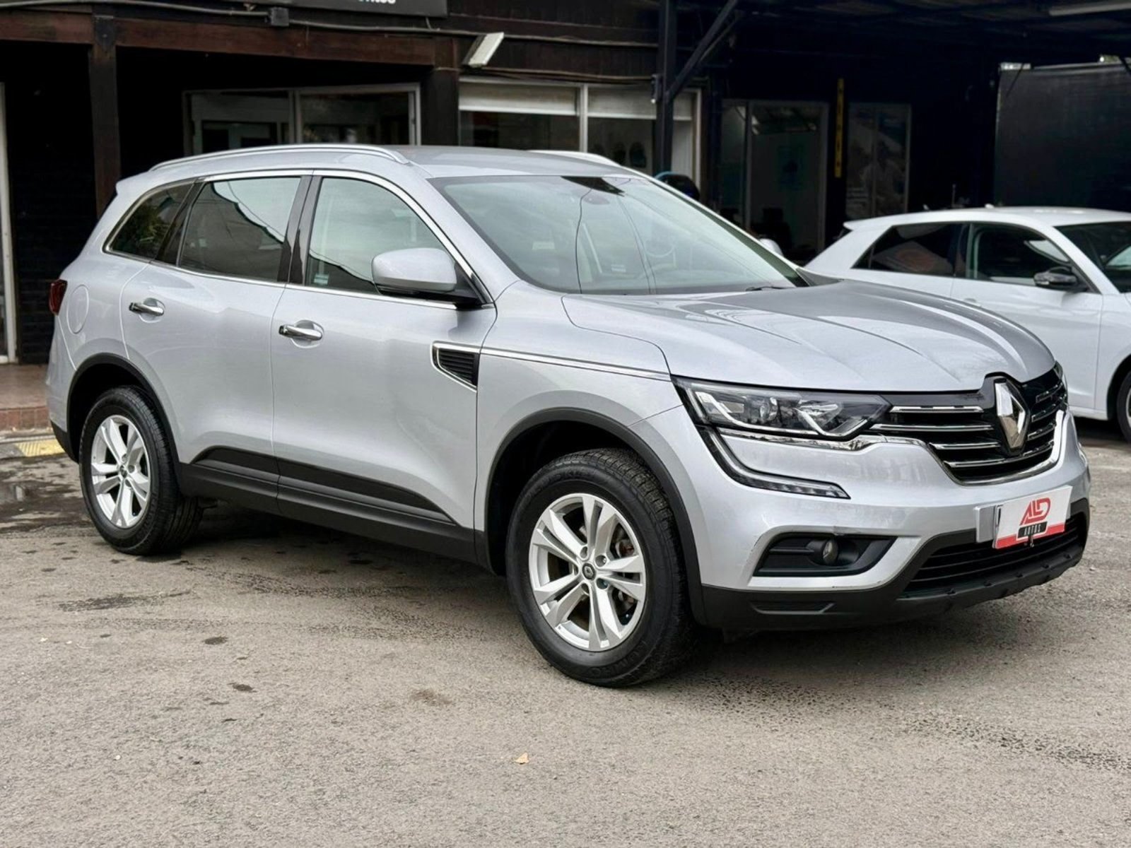 Renault KOLEOS DYNAMIQUE CVT 2.5 2019 - Foto 3 de 17