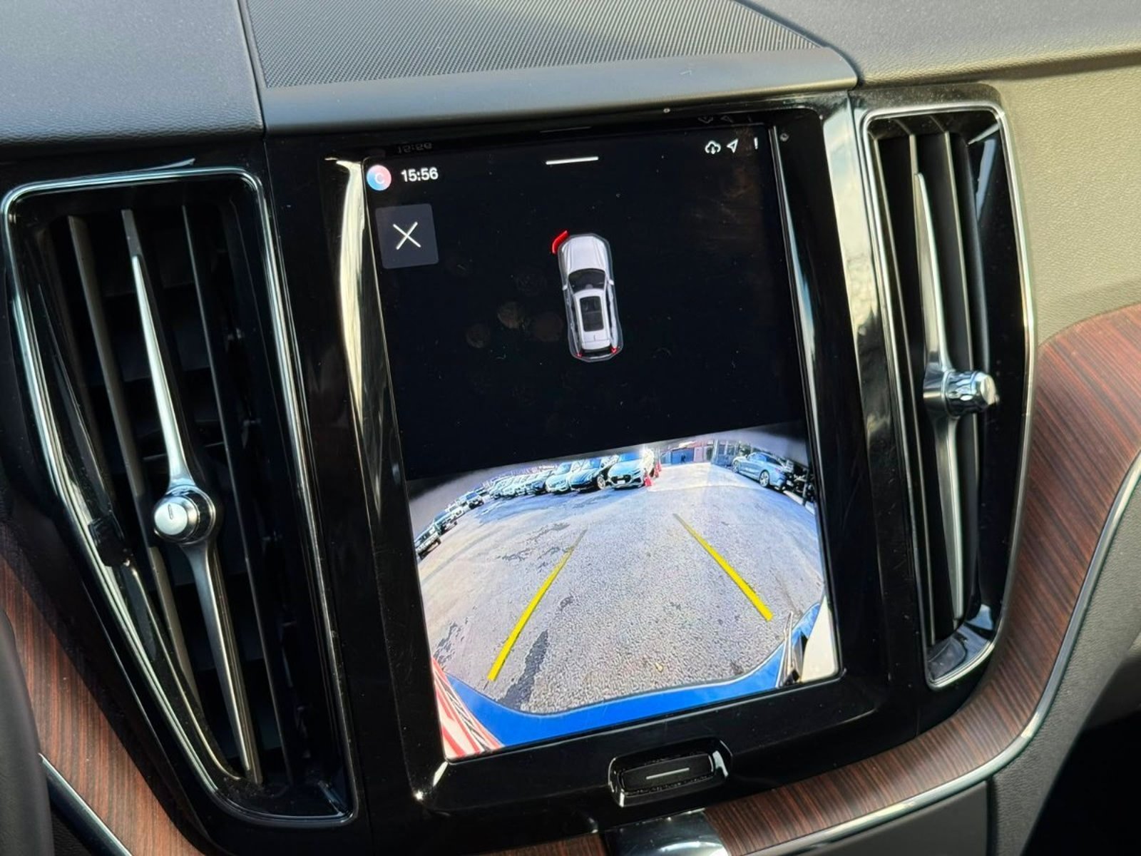 Volvo XC60 2.0 B5 AWD 2024 - Imagen 12 de 20