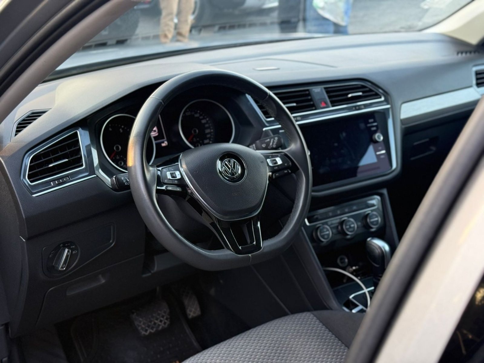 VOLKSWAGEN TIGUAN COMFORTLINE 1.4T 2022 - Imagen 7 de 15