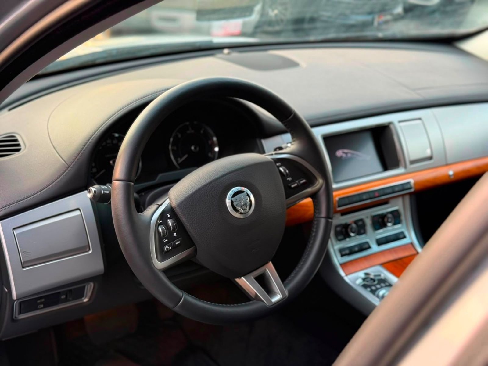 Jaguar XF 30 3.0 DIESEL 2013 - Imagen 8 de 19