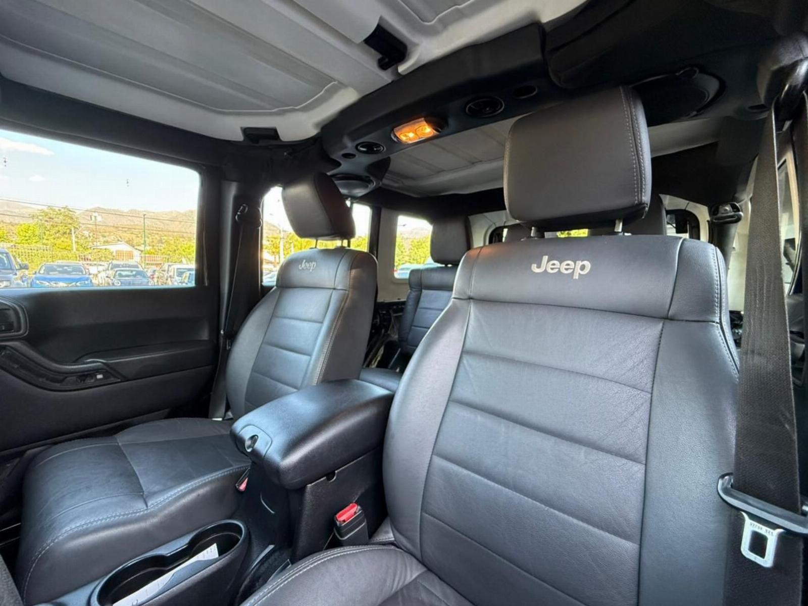 JEEP WRANGLER UNLIMITED SPORT 2013 - Imagen 20 de 20