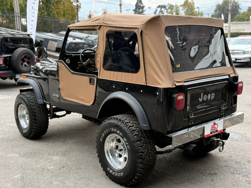Jeep CJ7 V8 4X4 AUTOMATICO 1978 - Imagen 6 de 11