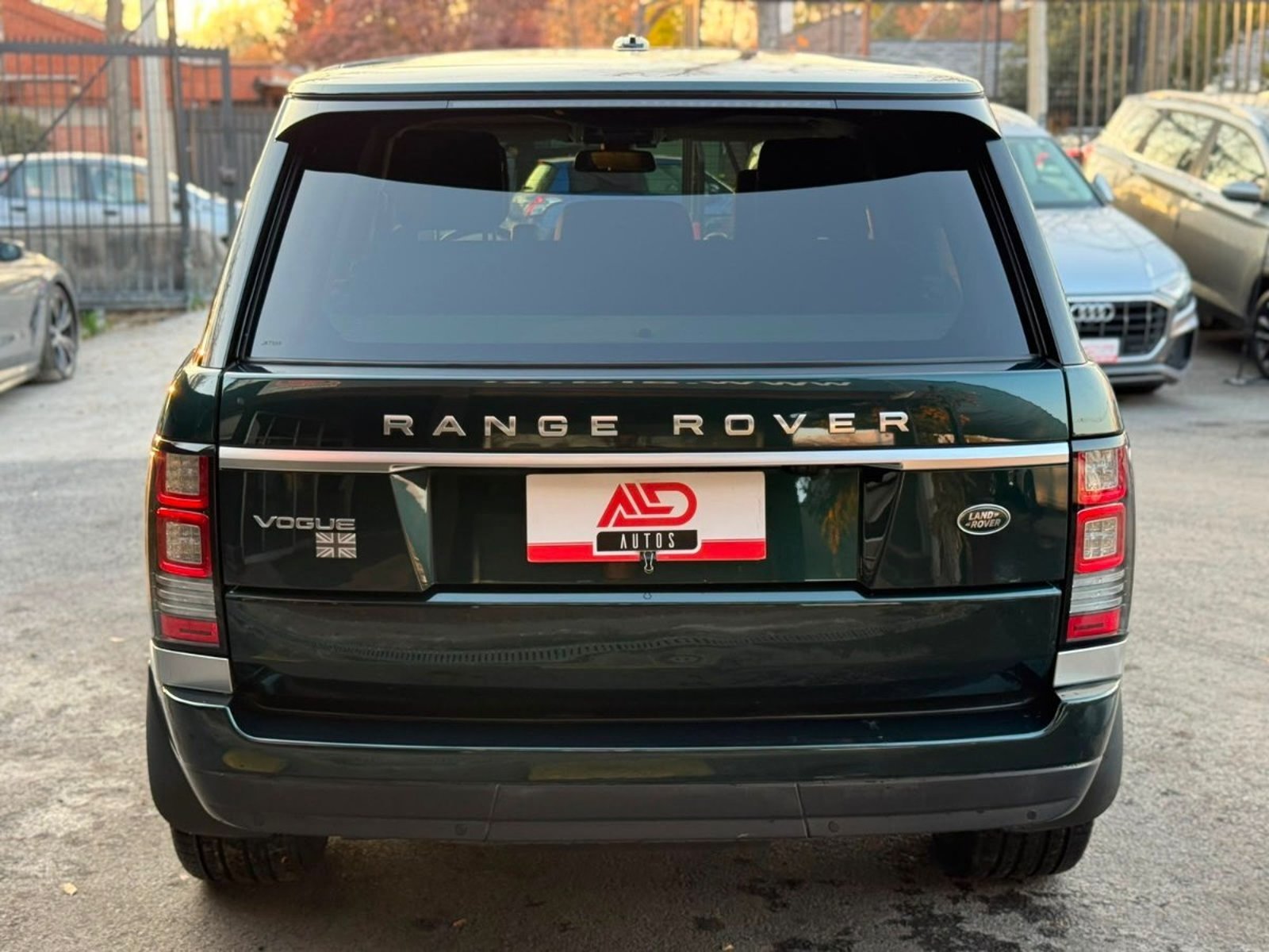 Land Rover Range ROVER VOGUE HSE 3.0 DIESEL 2017 - Foto 5 de 19