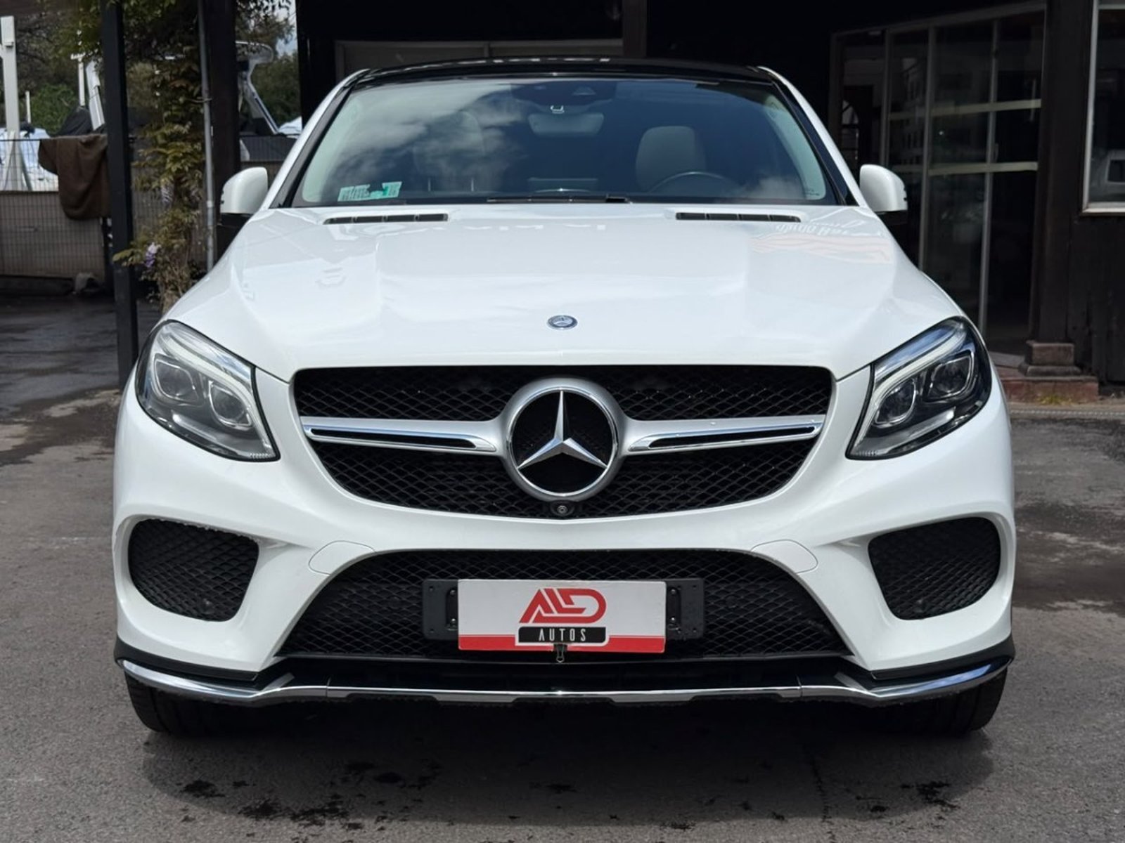 Mercedes-Benz GLE 350D COUPE 4MATIC 2017 - Foto 2 de 16