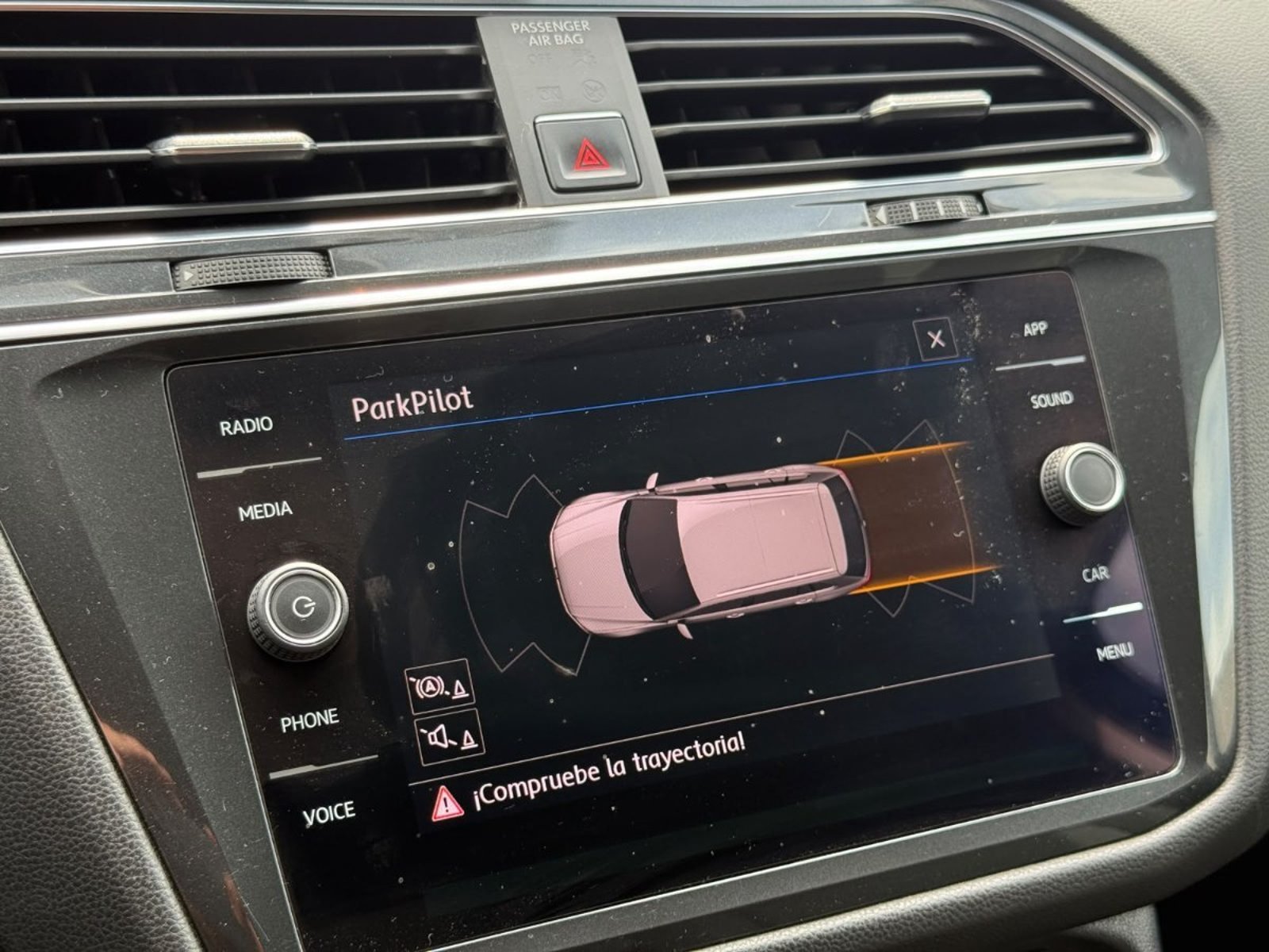 Volkswagen TIGUAN COMFORTLINE 1.4 AT 2018 - Imagen 11 de 15