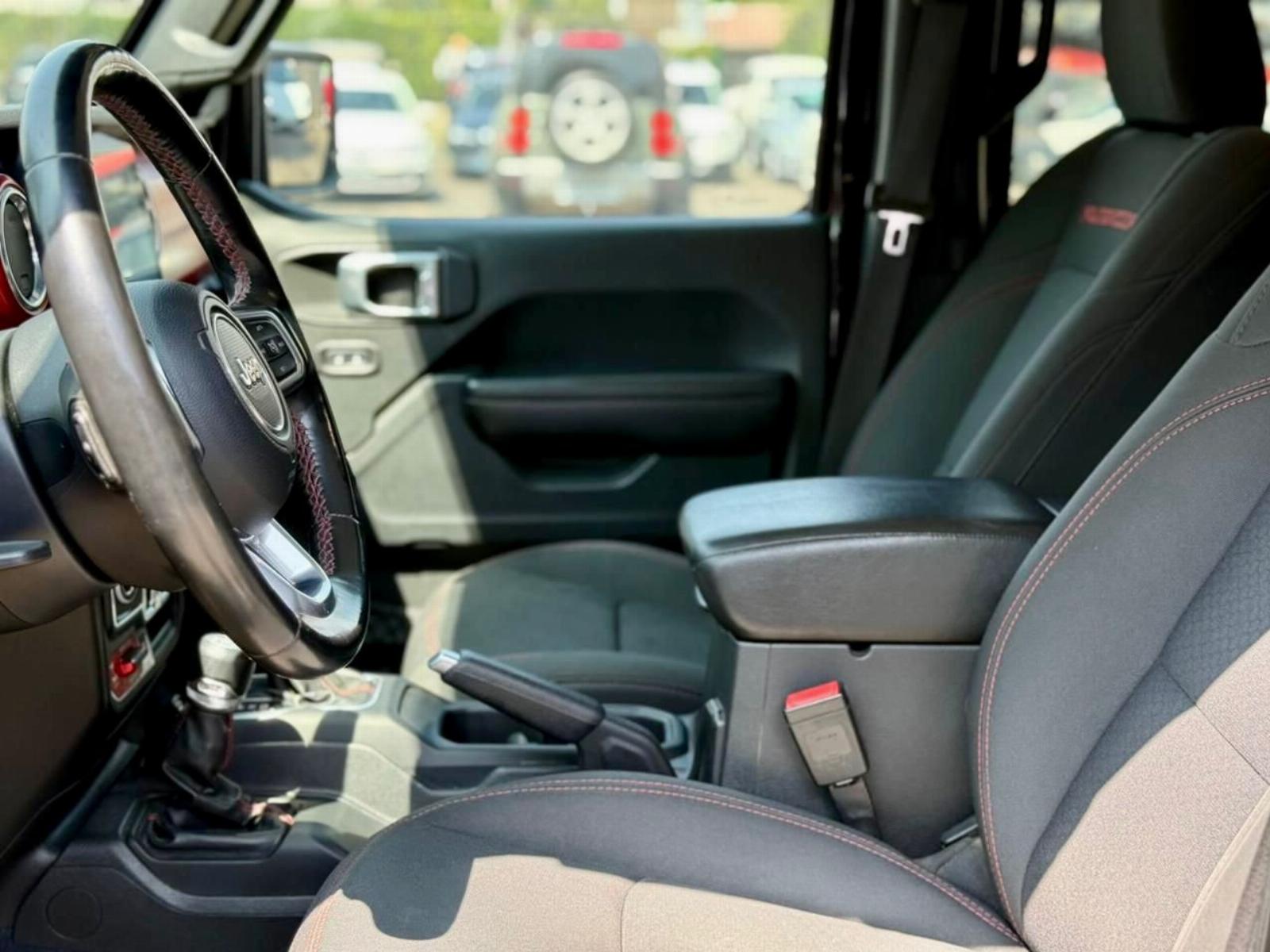 JEEP WRANGLER RUBICON UNLIMITED 3.6 EQUIPADO 2019 - Imagen 12 de 20
