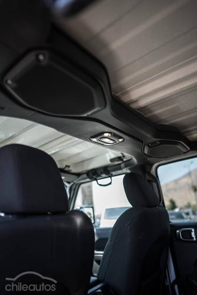 Jeep Gladiator 2021 - Imagen 15 de 20
