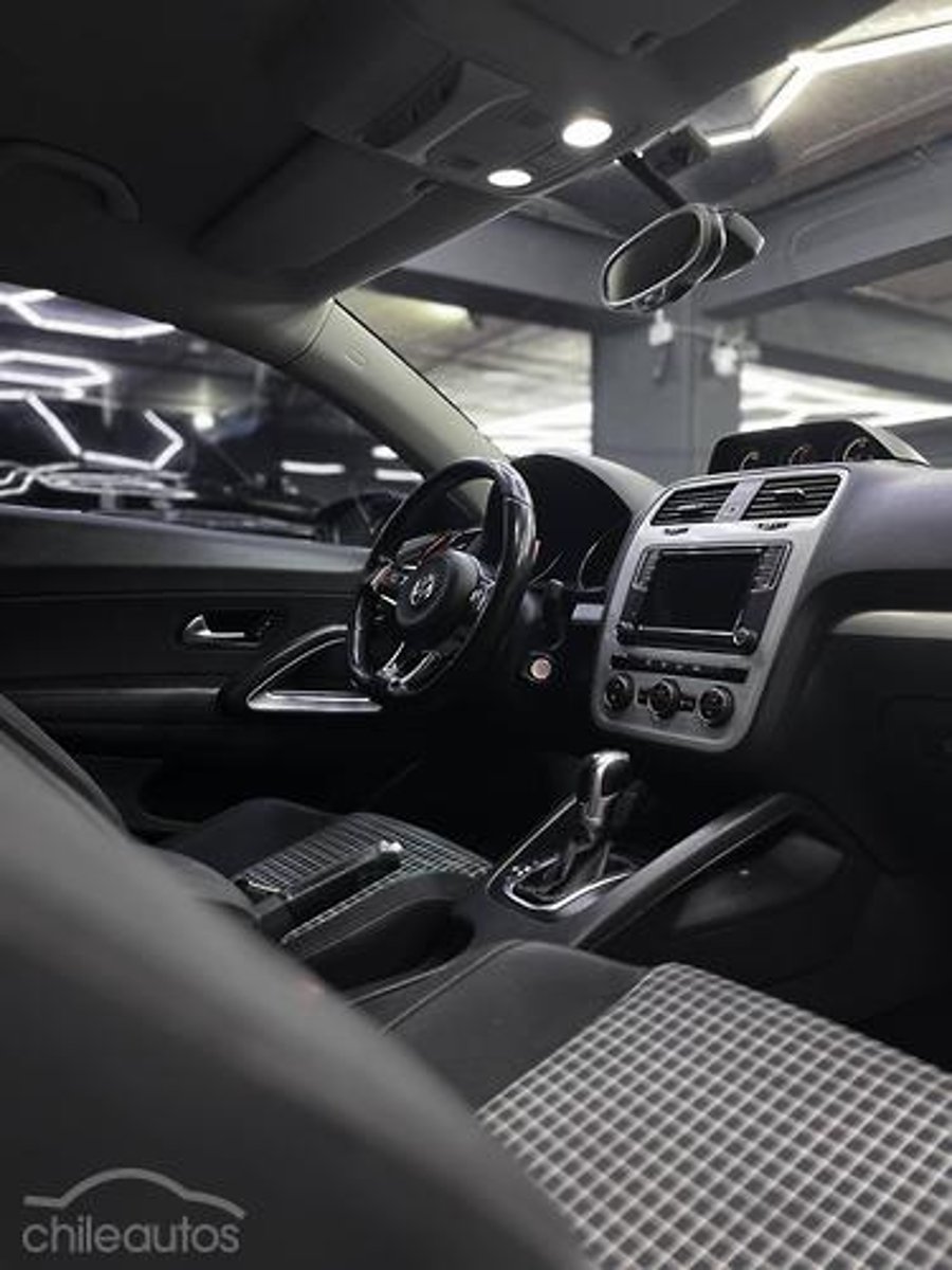 Volkswagen Scirocco 2018 - Imagen 8 de 13