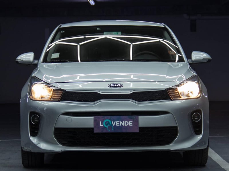 Kia Soluto 2024