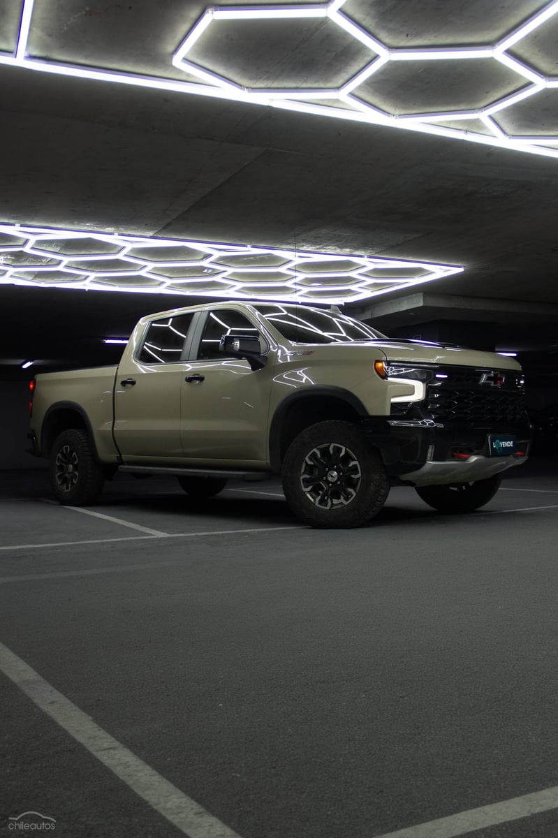 Chevrolet Silverado 2023