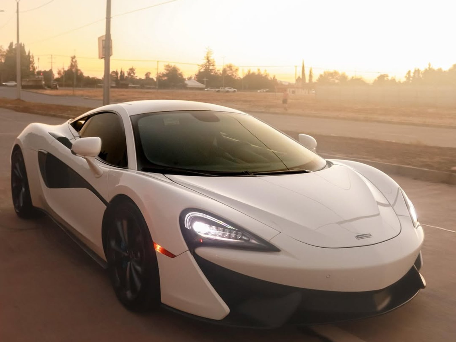 McLaren 540 C 2017 - Foto 2 de 6