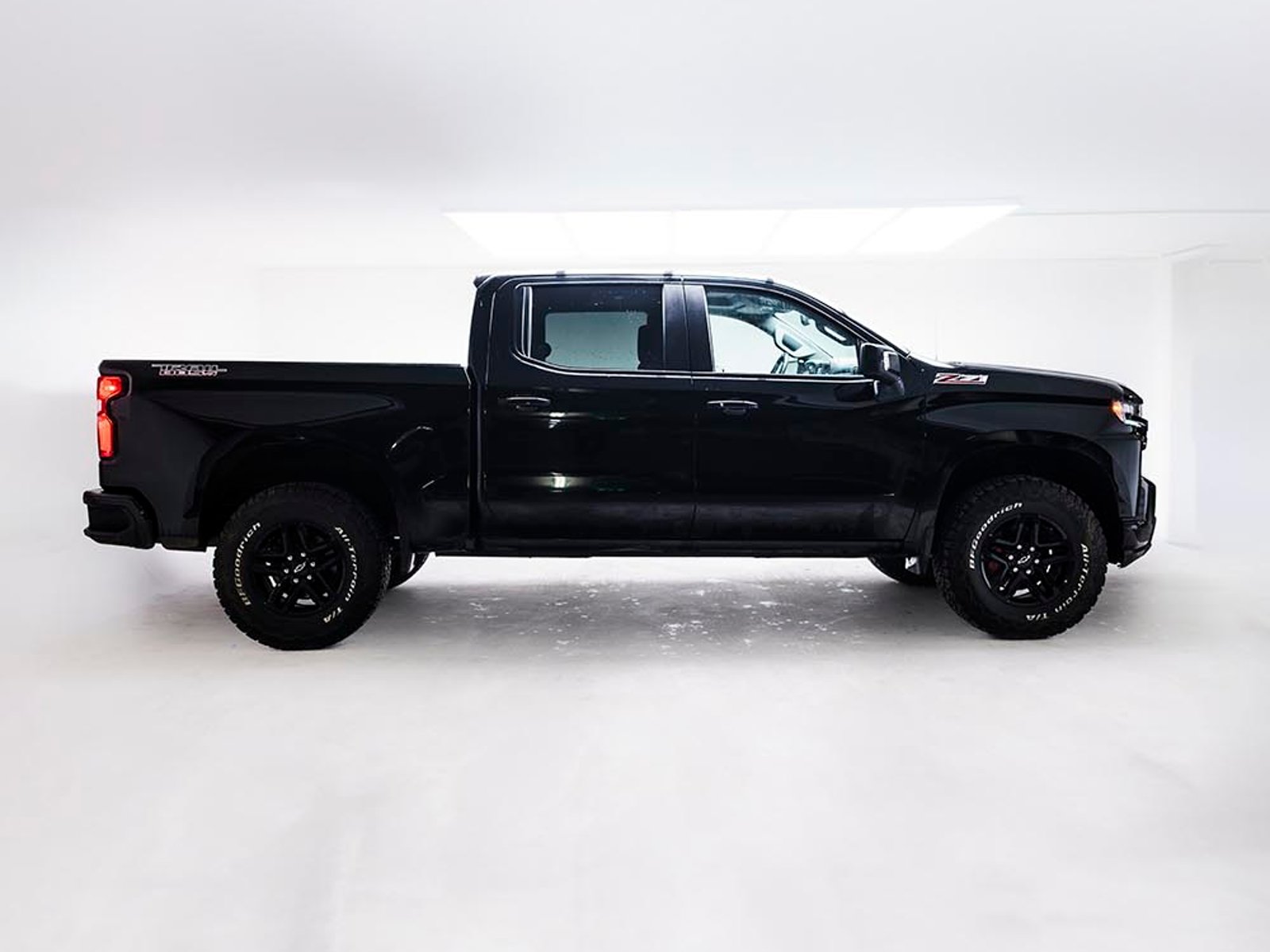 Chevrolet Silverado 2021 - Foto 2 de 13