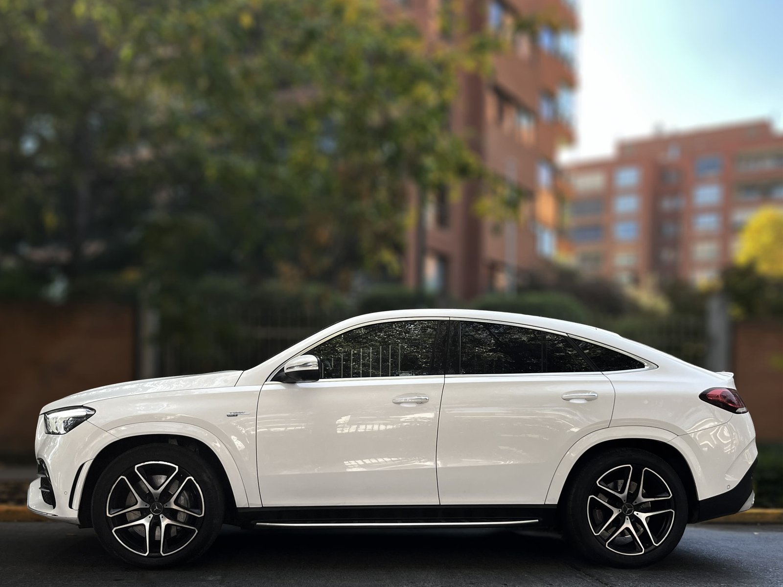 Mercedes-Benz GLE 53 2022 - Foto 3 de 13