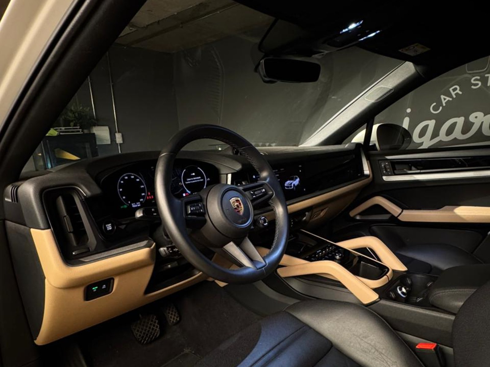 Porsche Cayenne 2024 - Foto 3 de 6