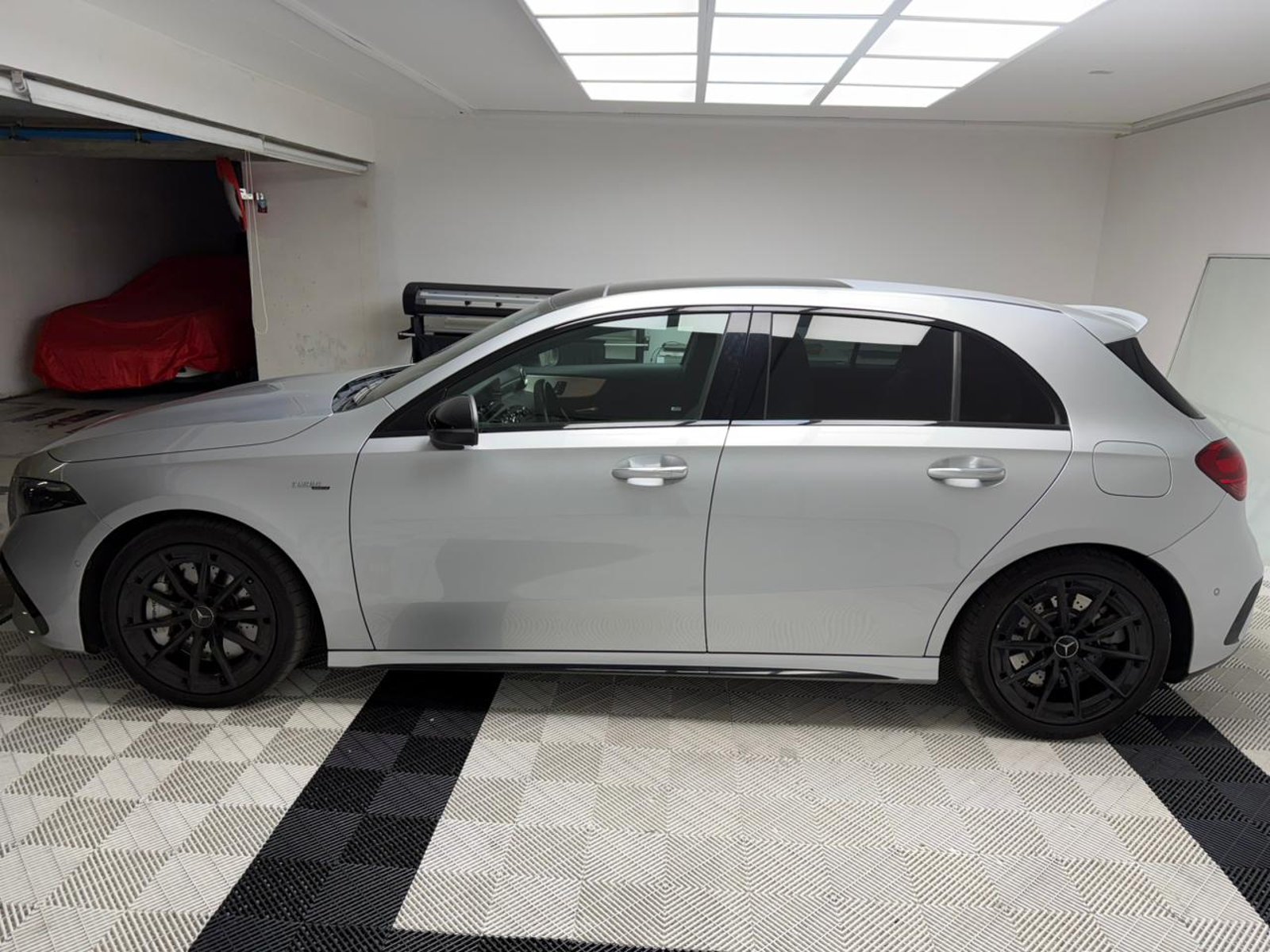 Mercedes-Benz A 35 2024 - Foto 4 de 6