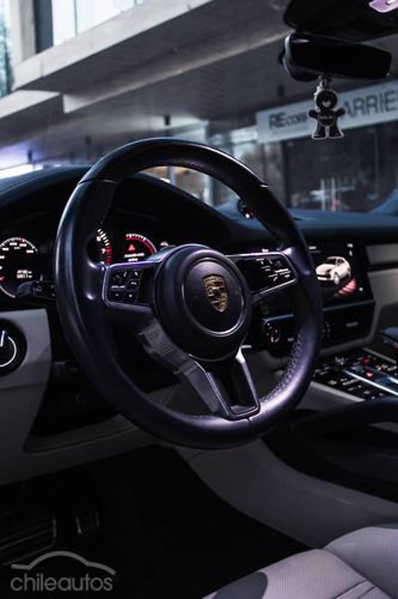 Porsche Cayenne 2022 - Imagen 16 de 20