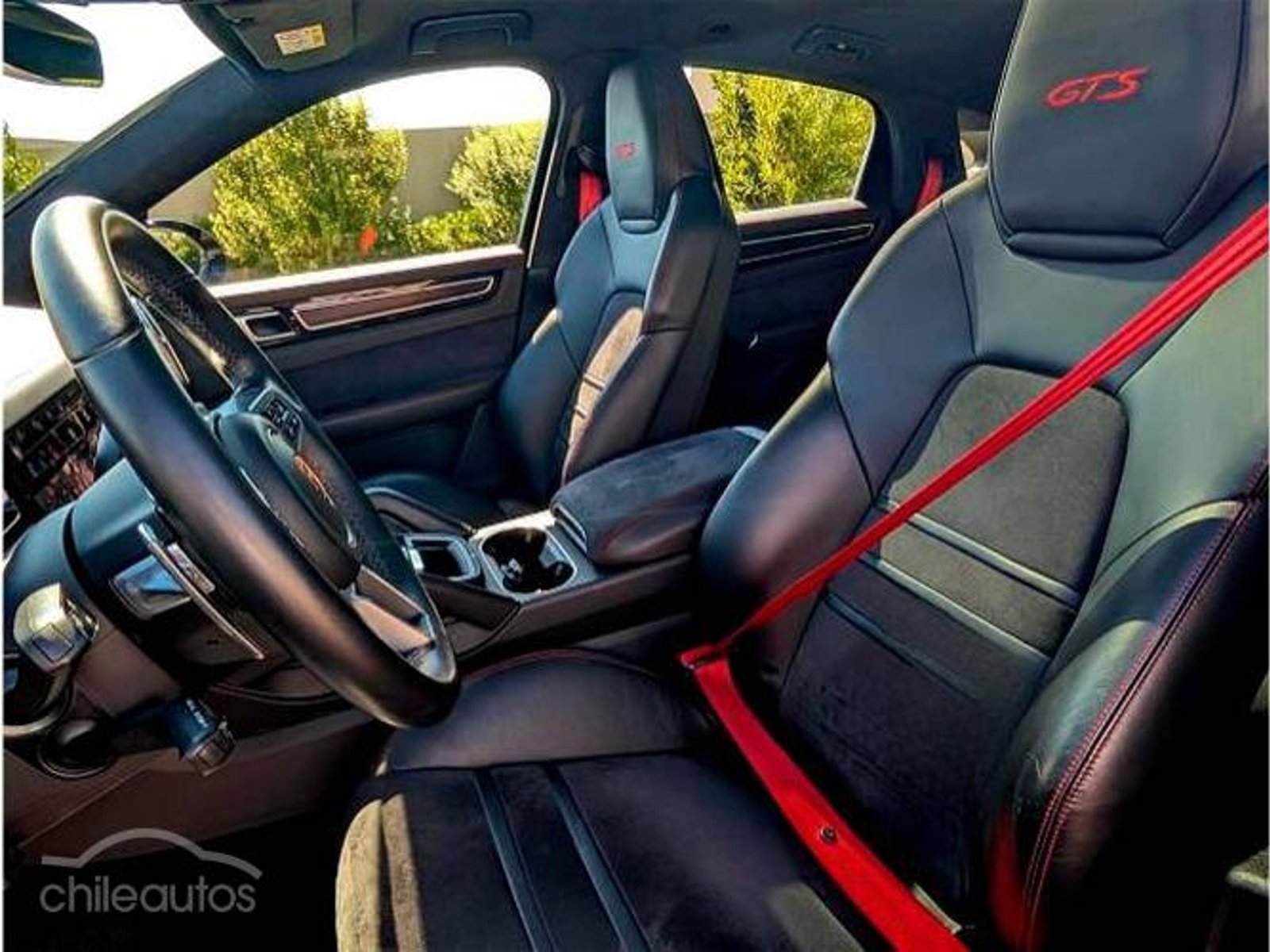 Porsche Cayenne 2023 - Foto 2 de 15