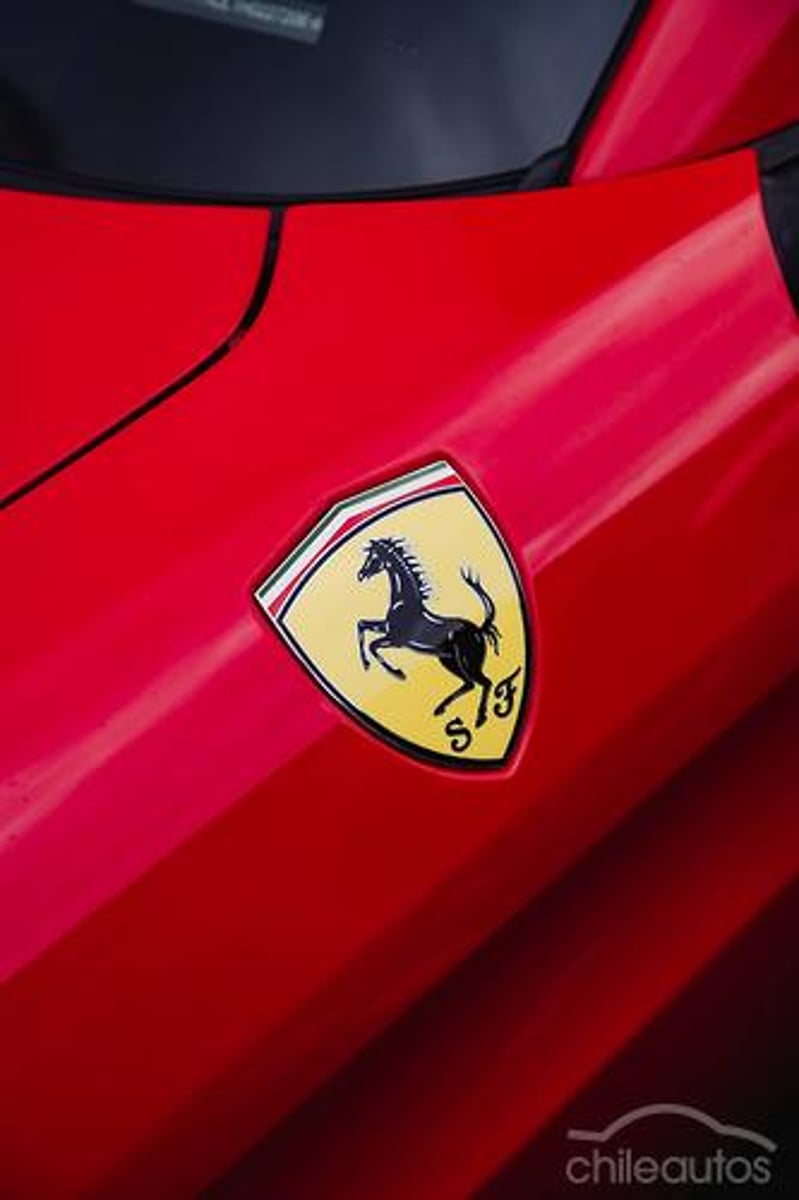 Ferrari California 2018 - Imagen 8 de 18
