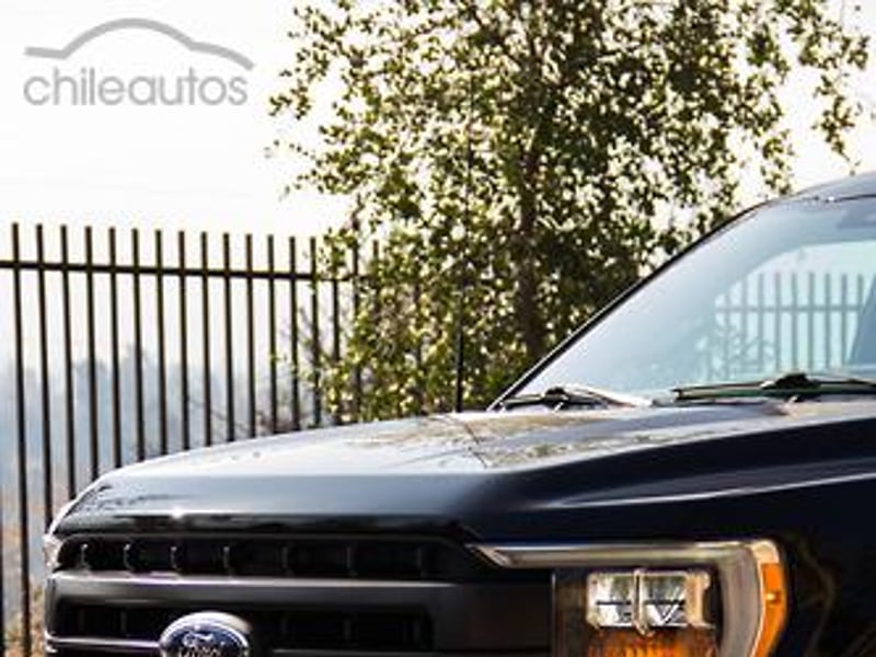 Ford F-150 2022 - Imagen 8 de 18